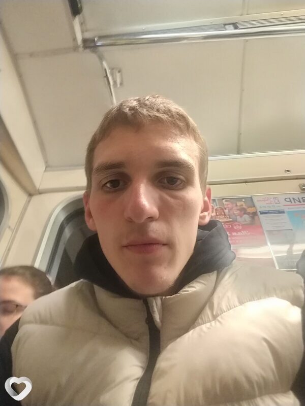 Алексей, 22, Жодине — анкета №2955369