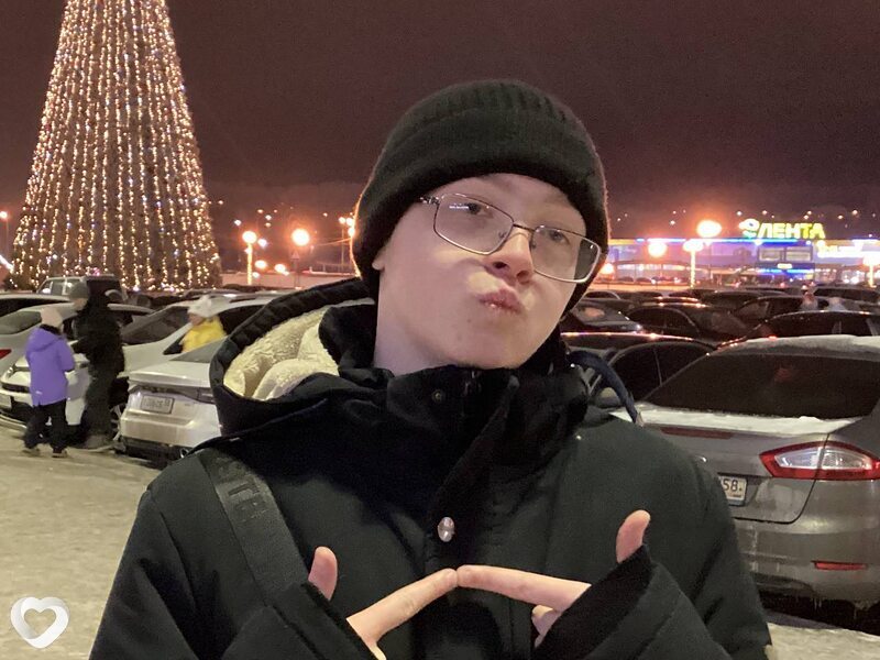 Артём, 19, Пензе — анкета №2955769