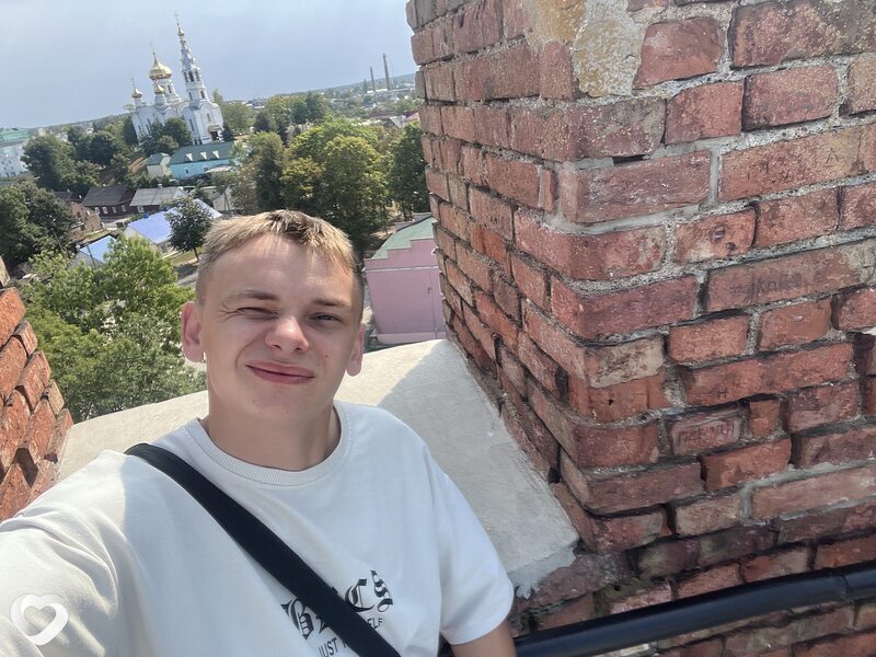 Игорь, 23, Барановичах — анкета №2955749