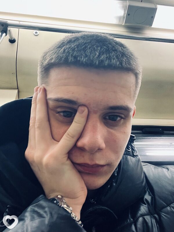 Кристиан, 19, Москве — анкета №2955956