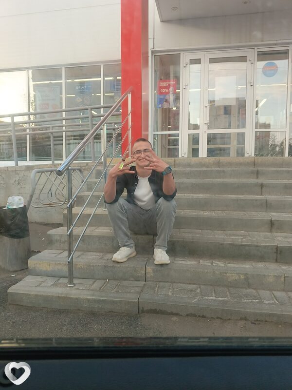 Стас, 20, Волгограде — анкета №2956223