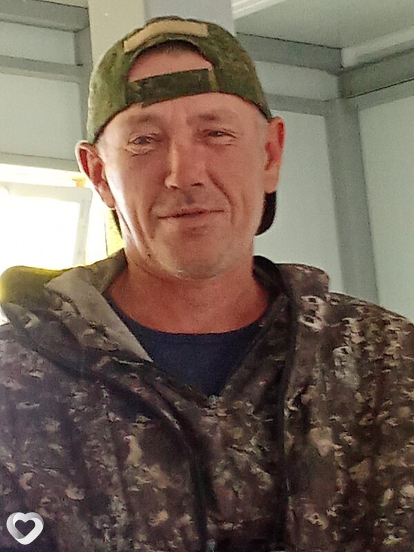 Alex, 43, Уссурийске — анкета №2957107