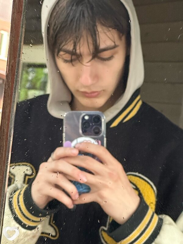 Иван, 20, Новосибирске — анкета №2956969