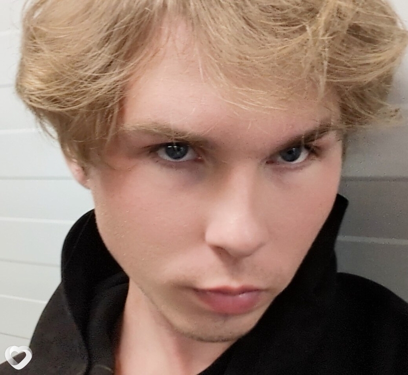 Вадим, 21, Чите — анкета №2957176