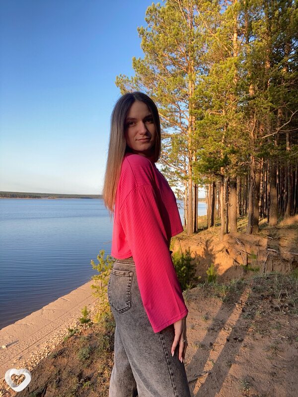 Полина, 23, Братске — анкета №2957256