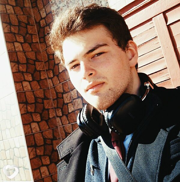 Артур, 22, Симферополе — анкета №2958023