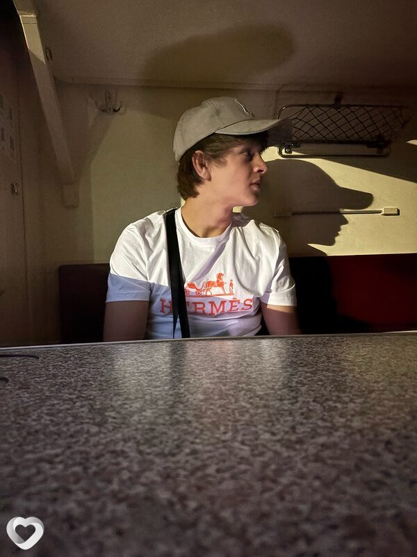 Константин, 18, Пятигорске — анкета №2957849