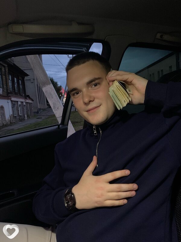 Кирилл, 18, Тюмени — анкета №2958123