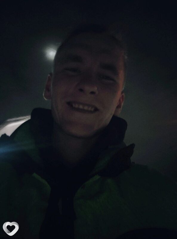 Дима, 23, Омске — анкета №2958298