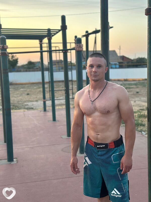 Виктор, 26, Астрахани — анкета №2959353
