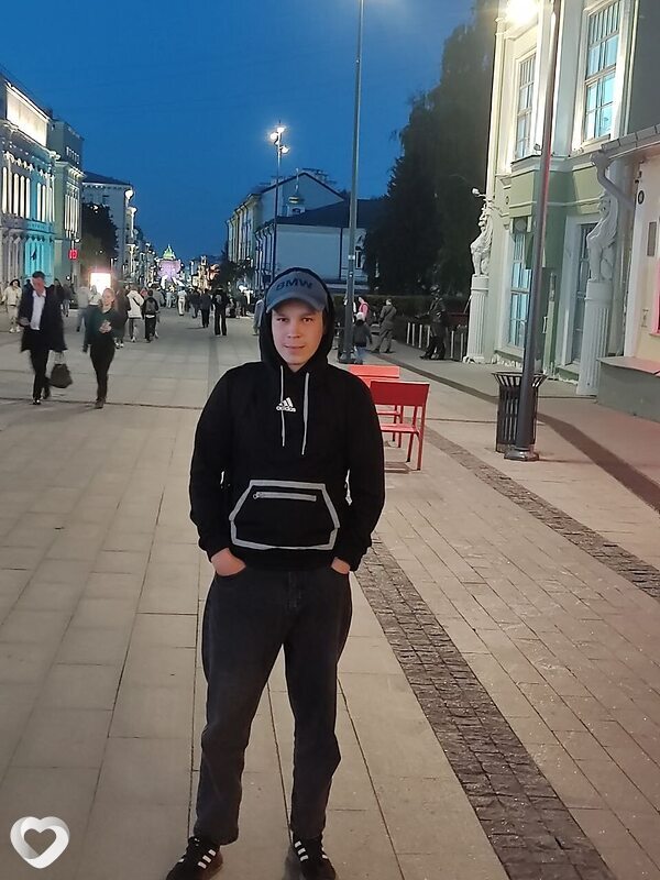 Денис, 23, Санкт-Петербурге — анкета №2959193