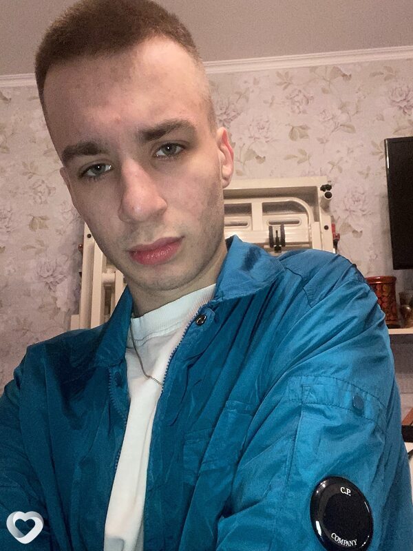 Славик, 19, Архангельске — анкета №2959258