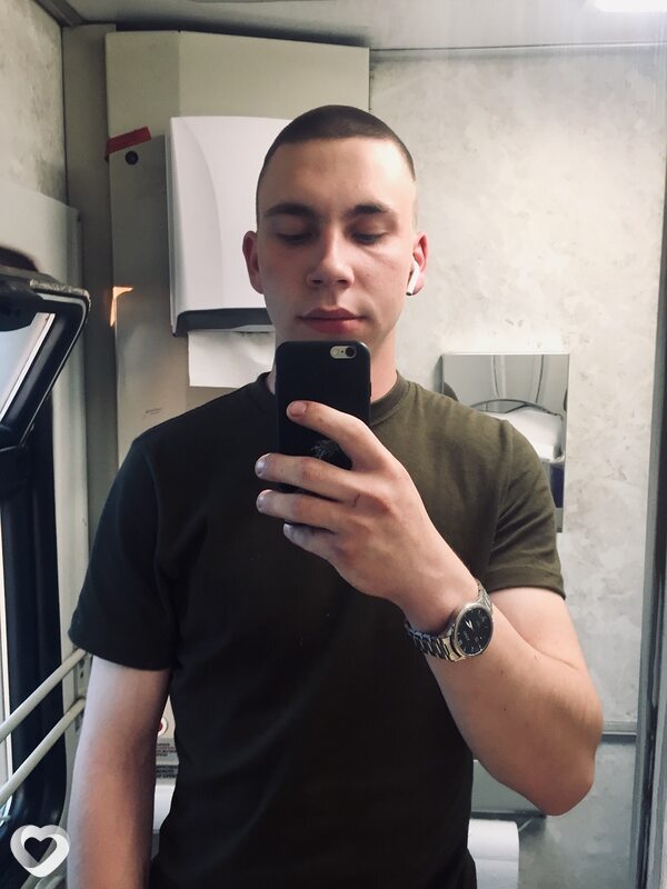 Валера, 20, Братске — анкета №2959656