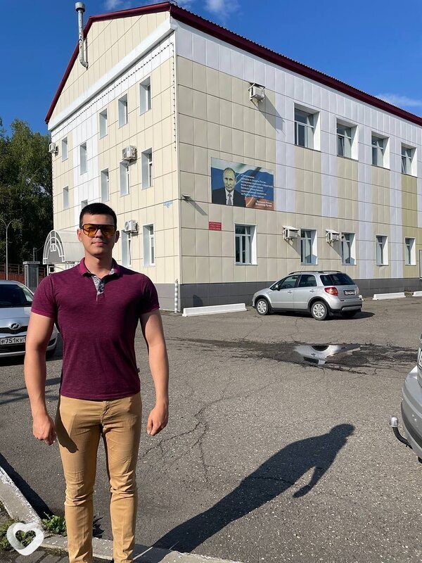 Илья, 22, Омске — анкета №2960697