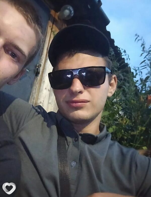 Данил, 20, Барнауле — анкета №2961624