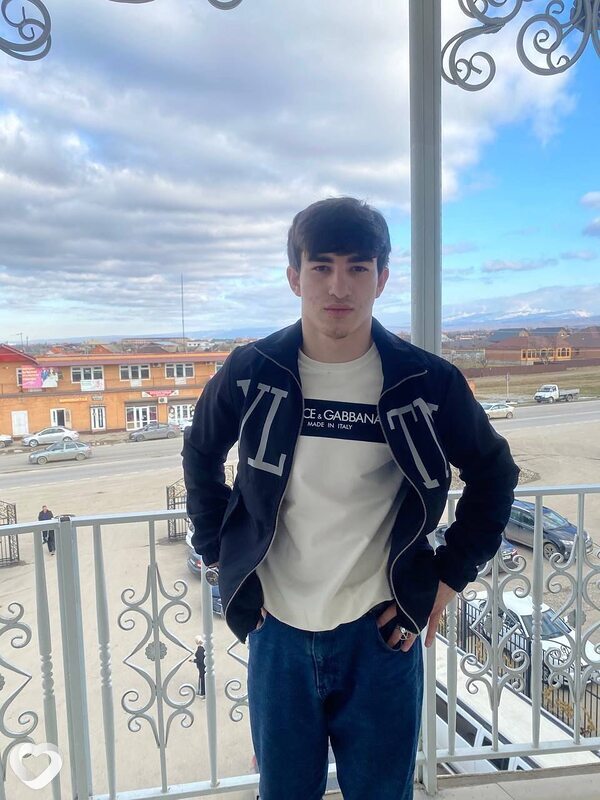 Юсуп, 20, Москве — анкета №2962304