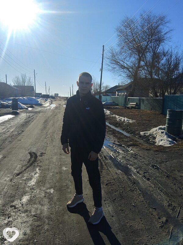 Влад, 23, Новосибирске — анкета №2962213