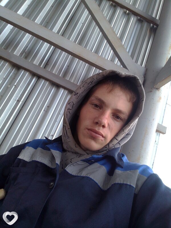 Даниил, 21, Омске — анкета №2962190