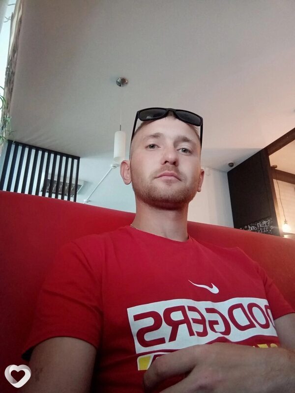 Анатолий, 33, Лесосибирске — анкета №2962642