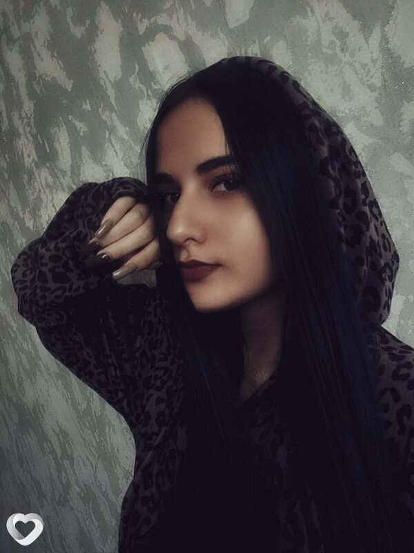 Карина, 22, Красноярске — анкета №2962974