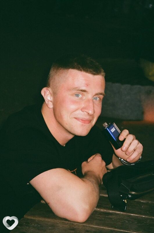 Артем, 28, Санкт-Петербурге — анкета №2963035