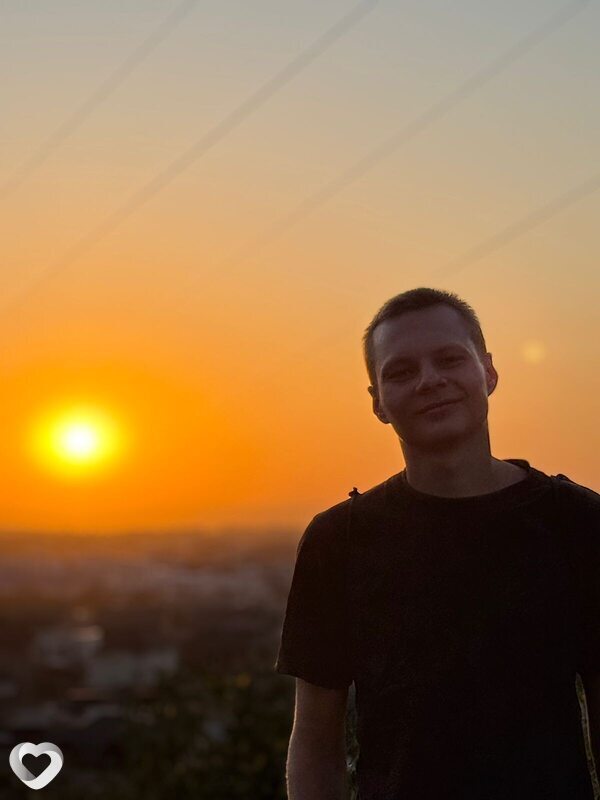 Гриша, 22, Алматы — анкета №2963096