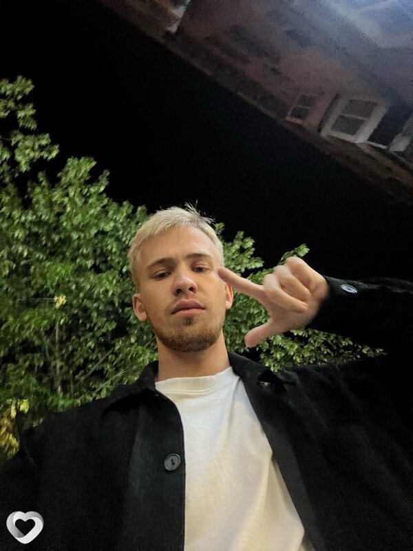 Вадим, 22, Москве — анкета №2963218
