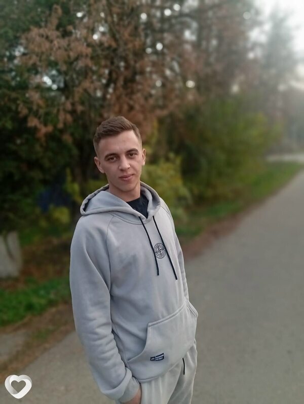 Андрей, 20, Курганинске — анкета №2963425