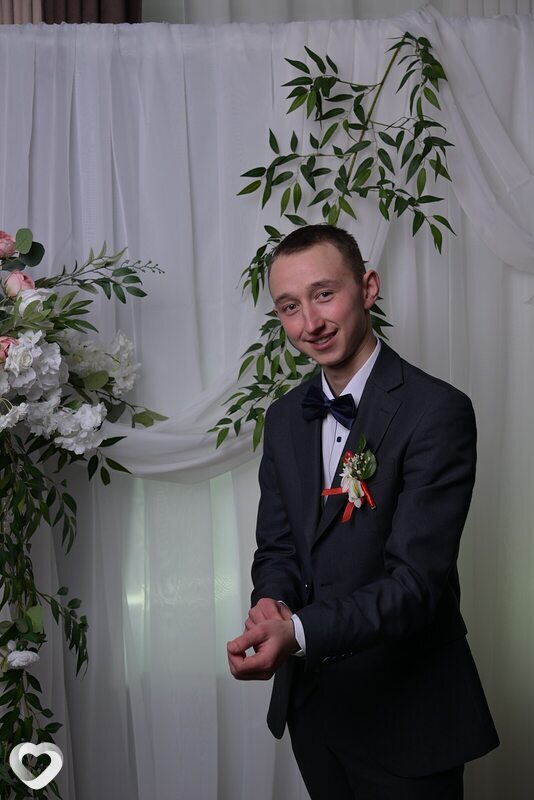 Артем, 27, Владимире — анкета №2963430