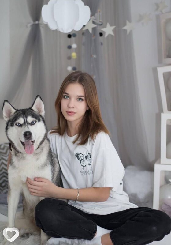 Алена, 20, Екатеринбурге — анкета №2963913