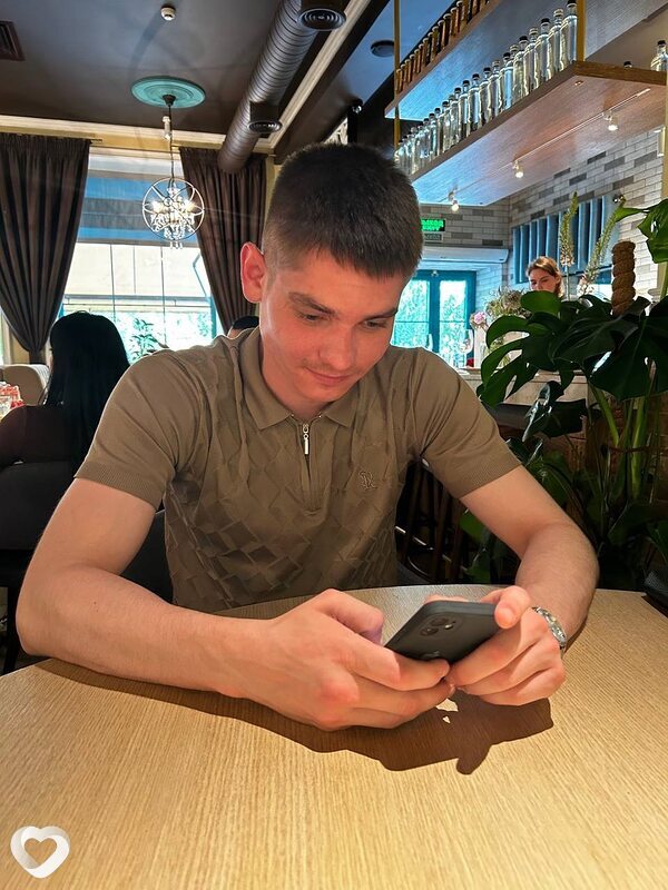 Андрей, 26, Оренбурге — анкета №2963974