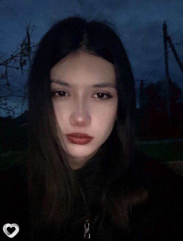 Виктория, 19, Сальске — анкета №2964134