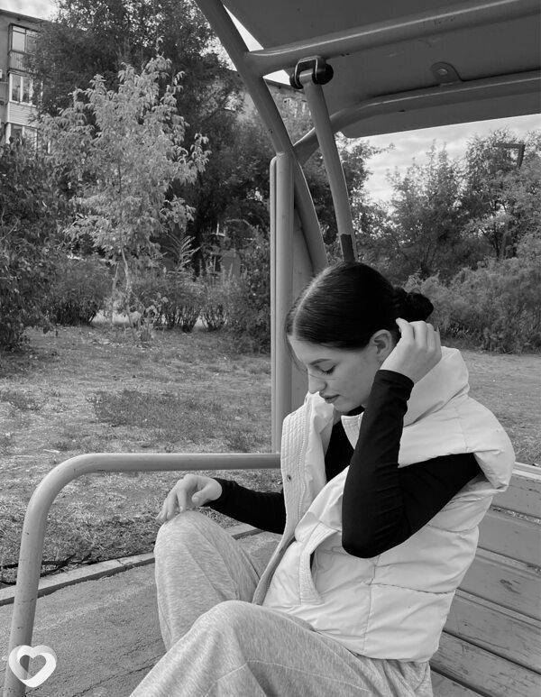 Виолетта, 21, Оренбурге — анкета №2964337