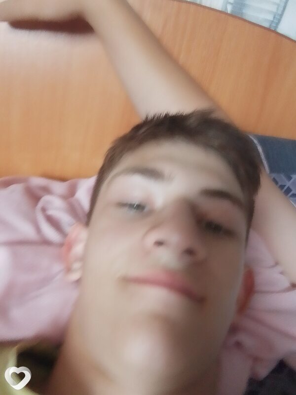 Даня, 21, Омске — анкета №2964472