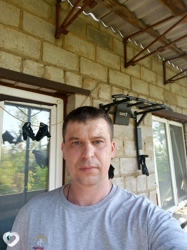 Юрий, 38, Уссурийске — анкета №2964486