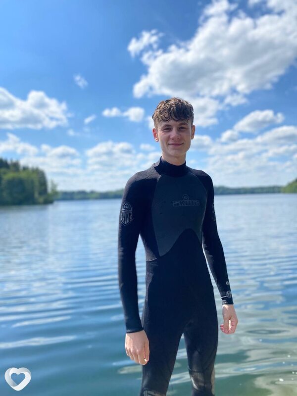 Макс, 21, Санкт-Петербурге — анкета №2965039