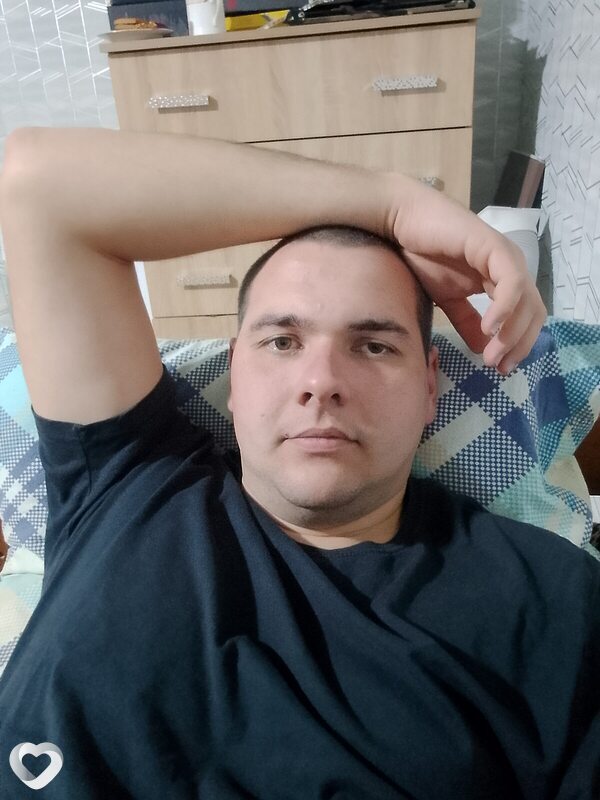 Вадим, 26, Валуйках — анкета №2965784