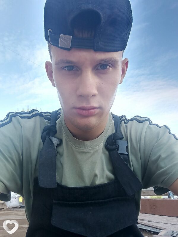 Кирилл, 20, Красноярске — анкета №2966033