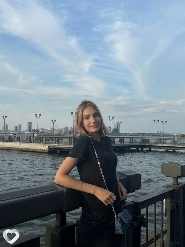 Ксюша, 22, Самаре — анкета №2966219