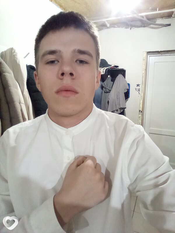 Сергей, 20, Омске — анкета №2966754