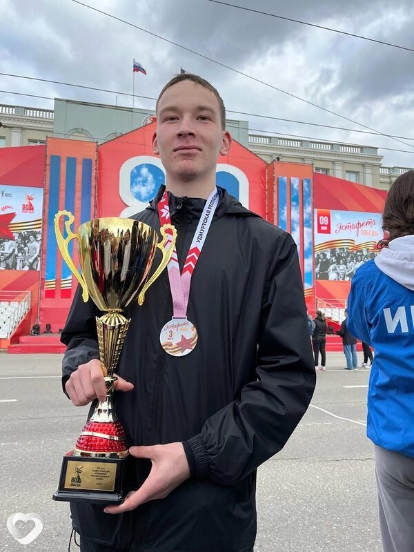 Миша, 20, Ижевске — анкета №2967166