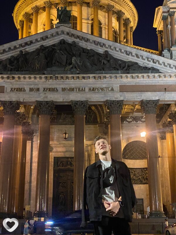 Денис, 22, Москве — анкета №2967828