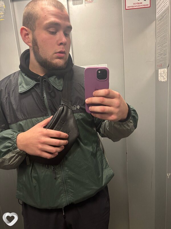 Артем, 23, Санкт-Петербурге — анкета №2968605