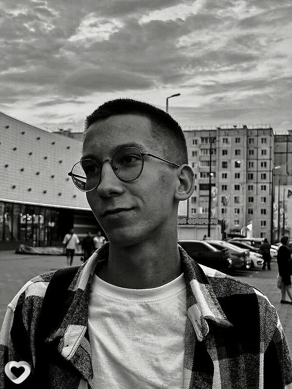 Кирилл, 19, Тобольске — анкета №2968351