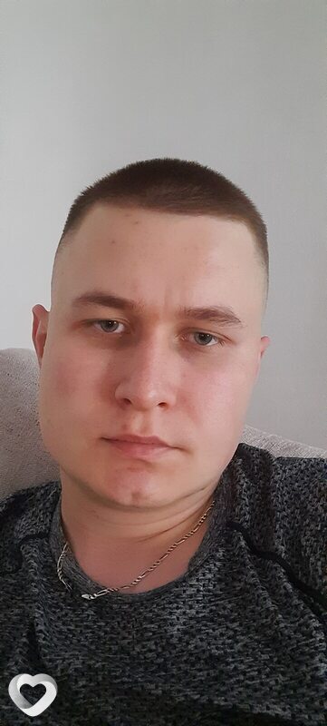 Олег, 27, Ижевске — анкета №2969269