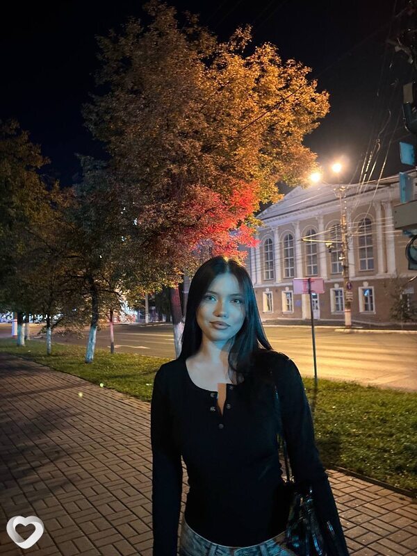 Алена, 22, Санкт-Петербурге — анкета №2969661
