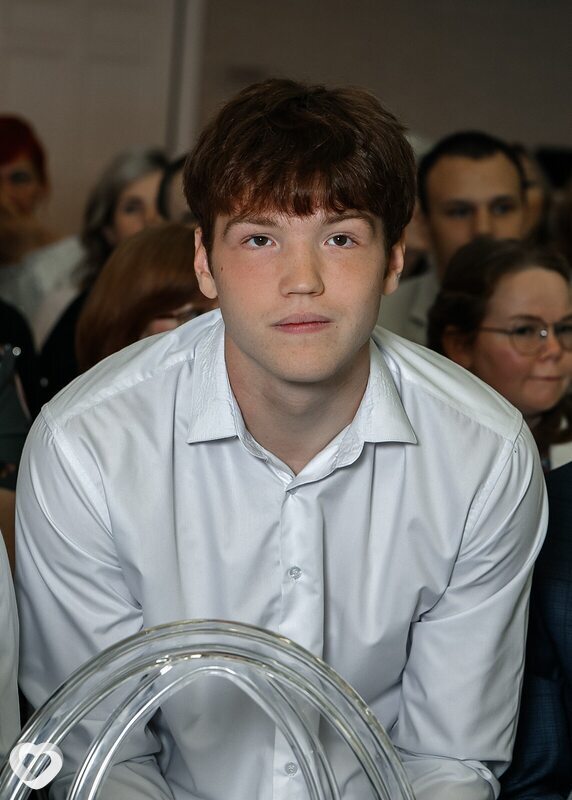 Андрей, 19, Москве — анкета №2969681