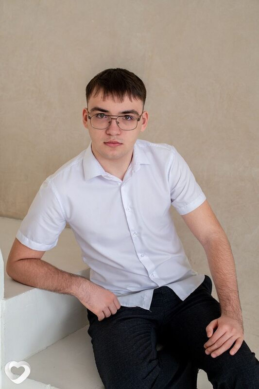 Иван, 18, Энгельсе — анкета №2970750