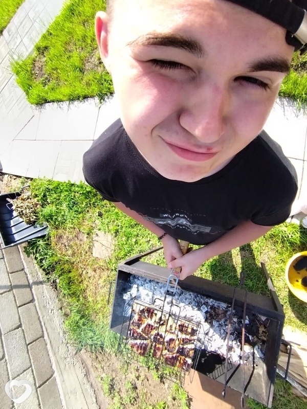 Андрей, 19, Кирове — анкета №2971296