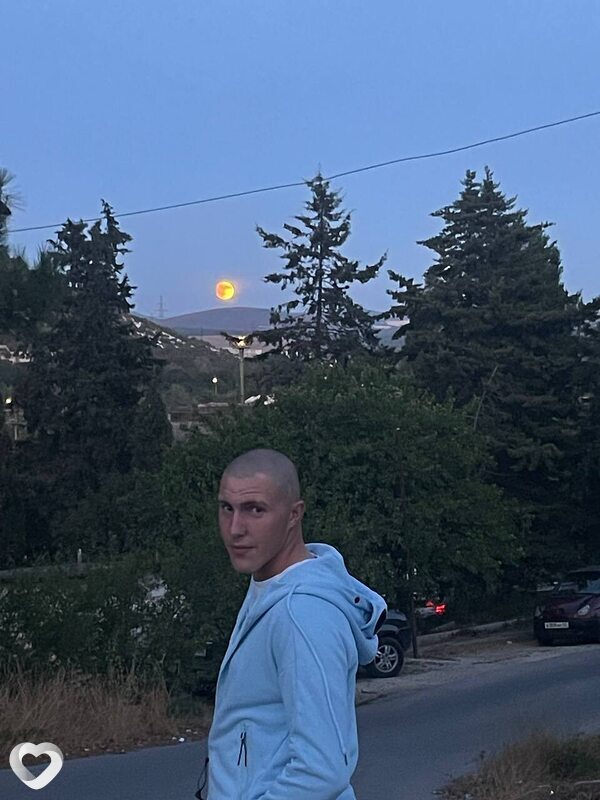 Витя, 19, Севастополе — анкета №2971458